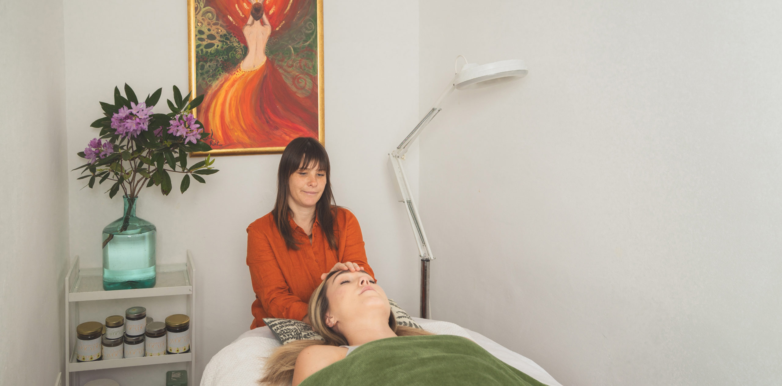 Salon Lučka, svetloba dotika